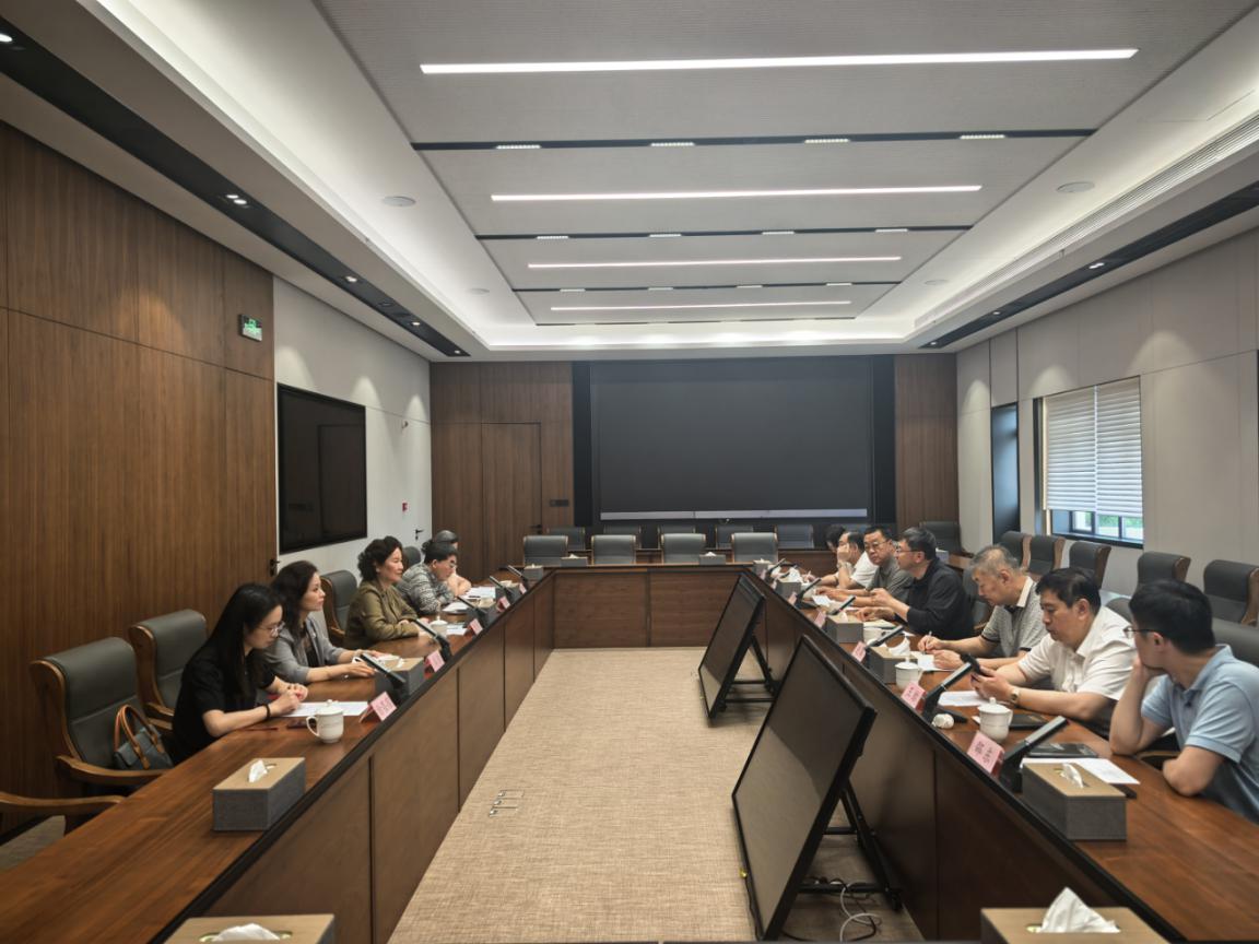 吉林省政府参事来沪调研 “生物医药产业健康发展”课题
